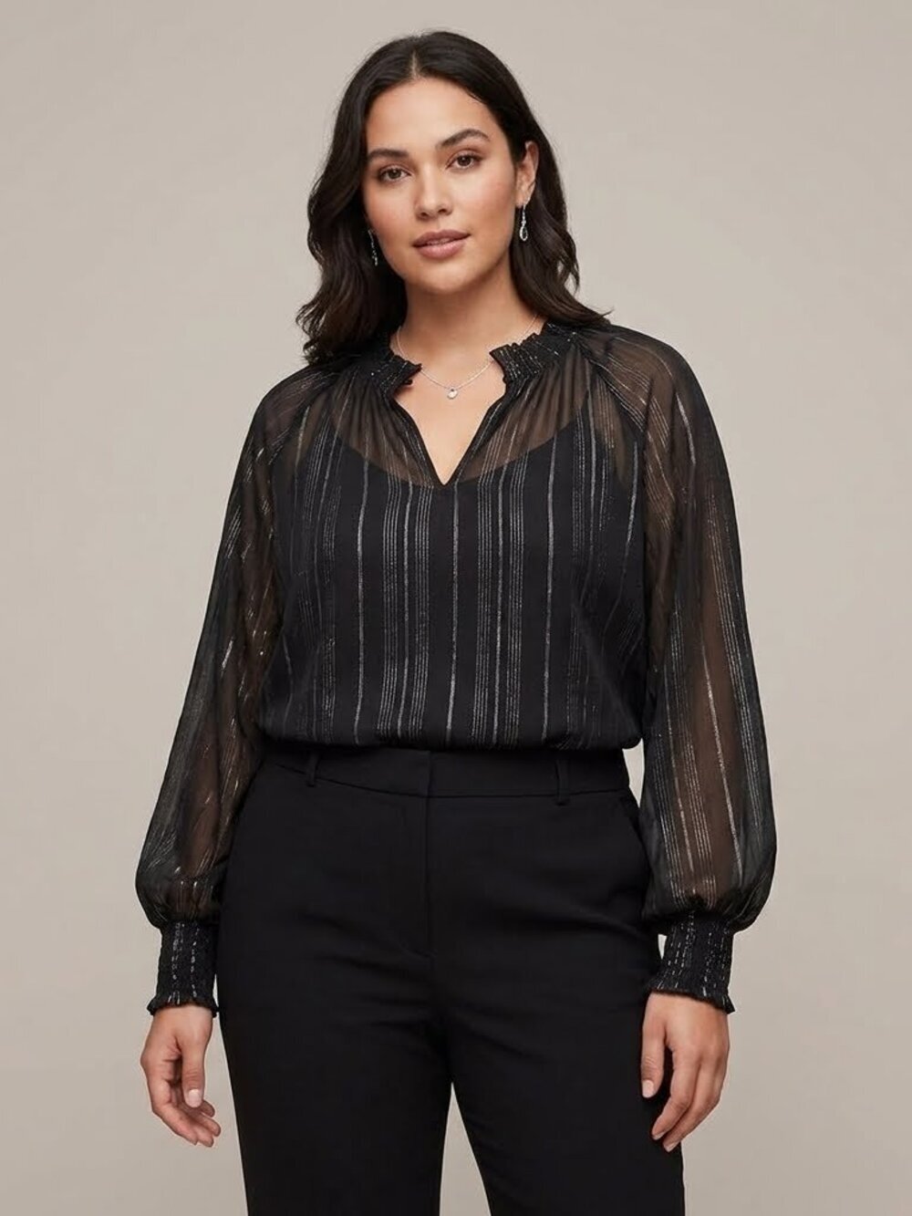 ⭐️ 5 for 20$! ⭐️Black Sheer Top With Silver Thread